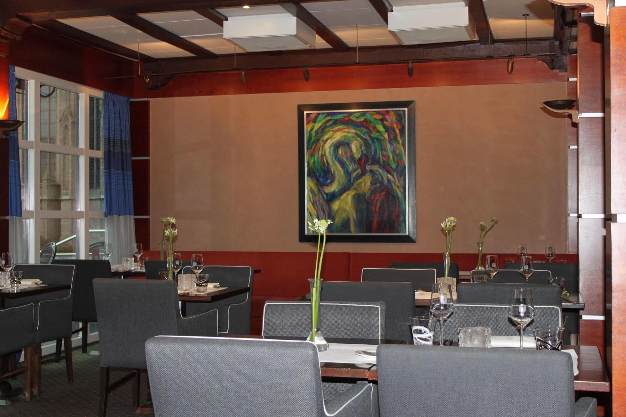 Hotel Restaurant De Zwaan Раалте Екстериор снимка